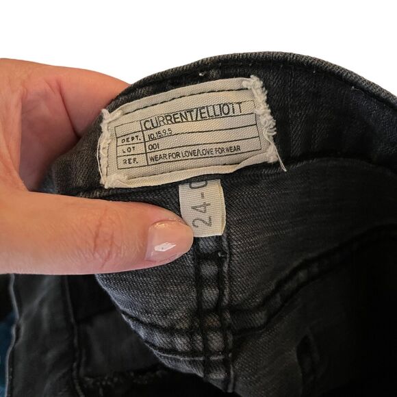Current/Elliott 24 The Gam Short Dust Destroy Aged Soft Black Raw Hem - Picture 2 of 9